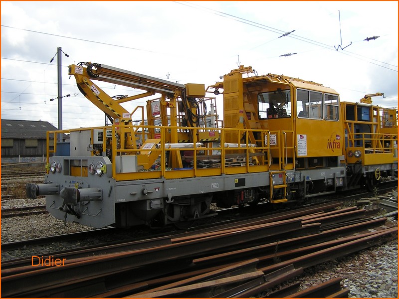 EMC7-363-1.jpg