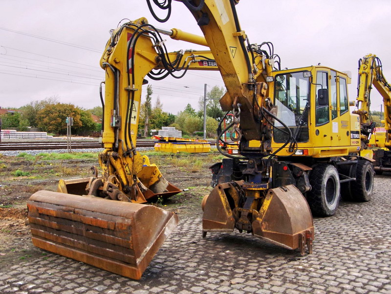TEREX 1404KZW 241Z301781 (2017-10-24 Menin) (1).jpg
