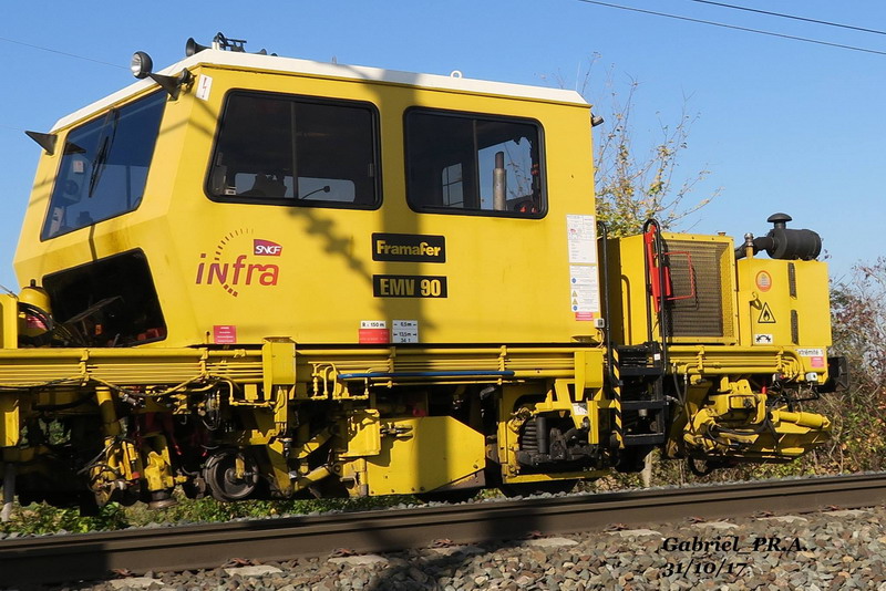 99 87 9 228 005-4 EMV 90  (2017-1031 entre Limersheim et d'Erstien) (2).jpg