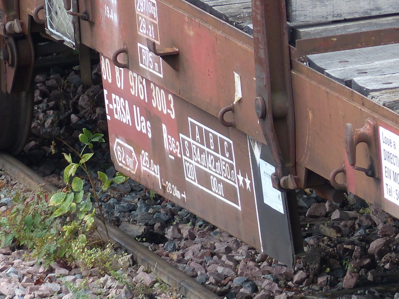 80 87 976 1 300-3 Uas R36 2 F-ERSA (2017-09-03 SPDC) (2).jpg