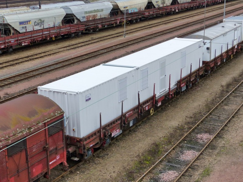 80 87 979 4 738-5 Uas R55 6 F-SNCF NT (2017-12-24 SPDC) (5).jpg