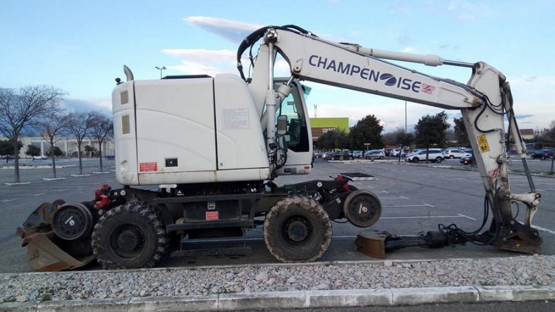 UNAC 22 TRR (2018-03-16 parkind de Carrefour à Avignin) (17).jpg (143.66 Kio) Vu 2956 fois UNAC 22 TRR (2018-03-16 parkind de Carrefour à Avignin) (17).jpg