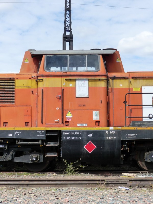 99 87 9 182 617-0 (2018-03-25 SPDC) V212R Colas Rail (4).jpg