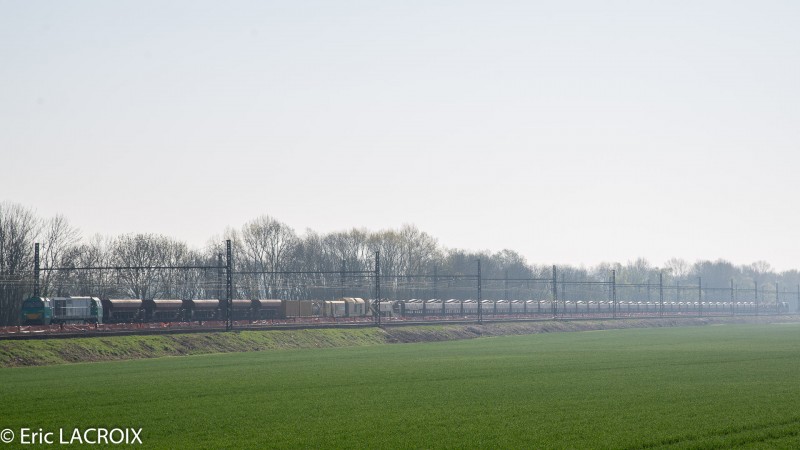 Train 2017 04 03 (2).jpg (467.22 Kio) Vu 4379 fois Train 2017 04 03 (2).jpg