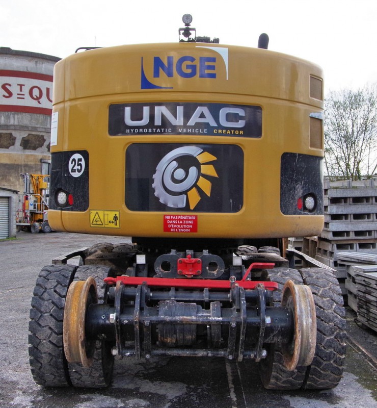 UNAC 22TRR (2018-04-04 gare de St Quentin) (3).jpg