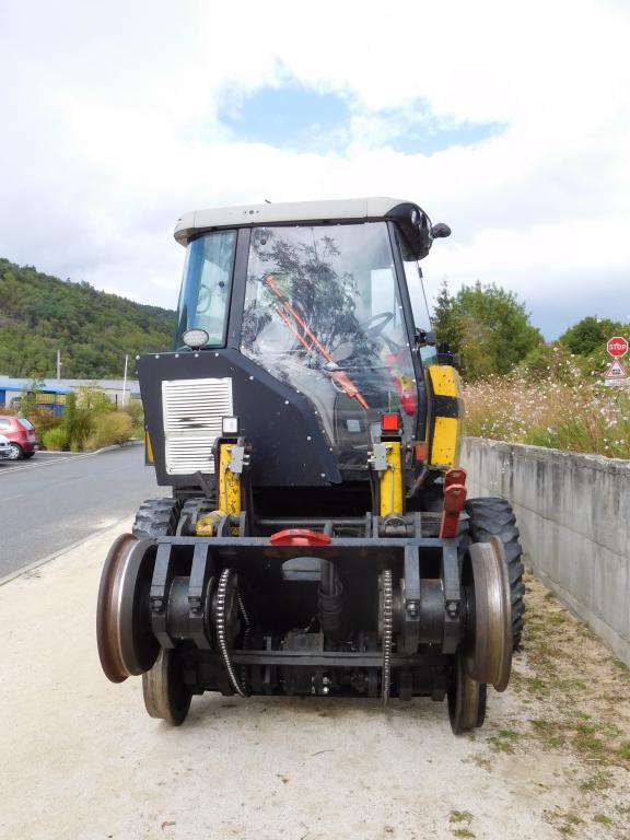 UNAC 300 RR - U692 - SEFA (Aurec-sur-Loire 09-2017) Photo 3.JPG