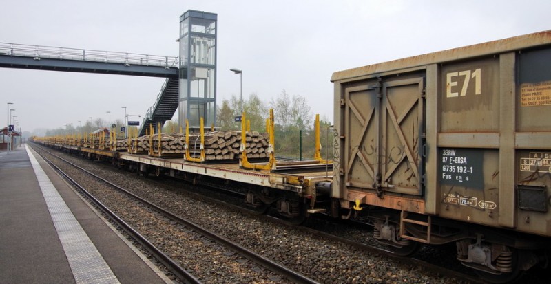 2018-04-09 gare Ham (4).jpg (133.93 Kio) Vu 2475 fois 2018-04-09 gare Ham (4).jpg